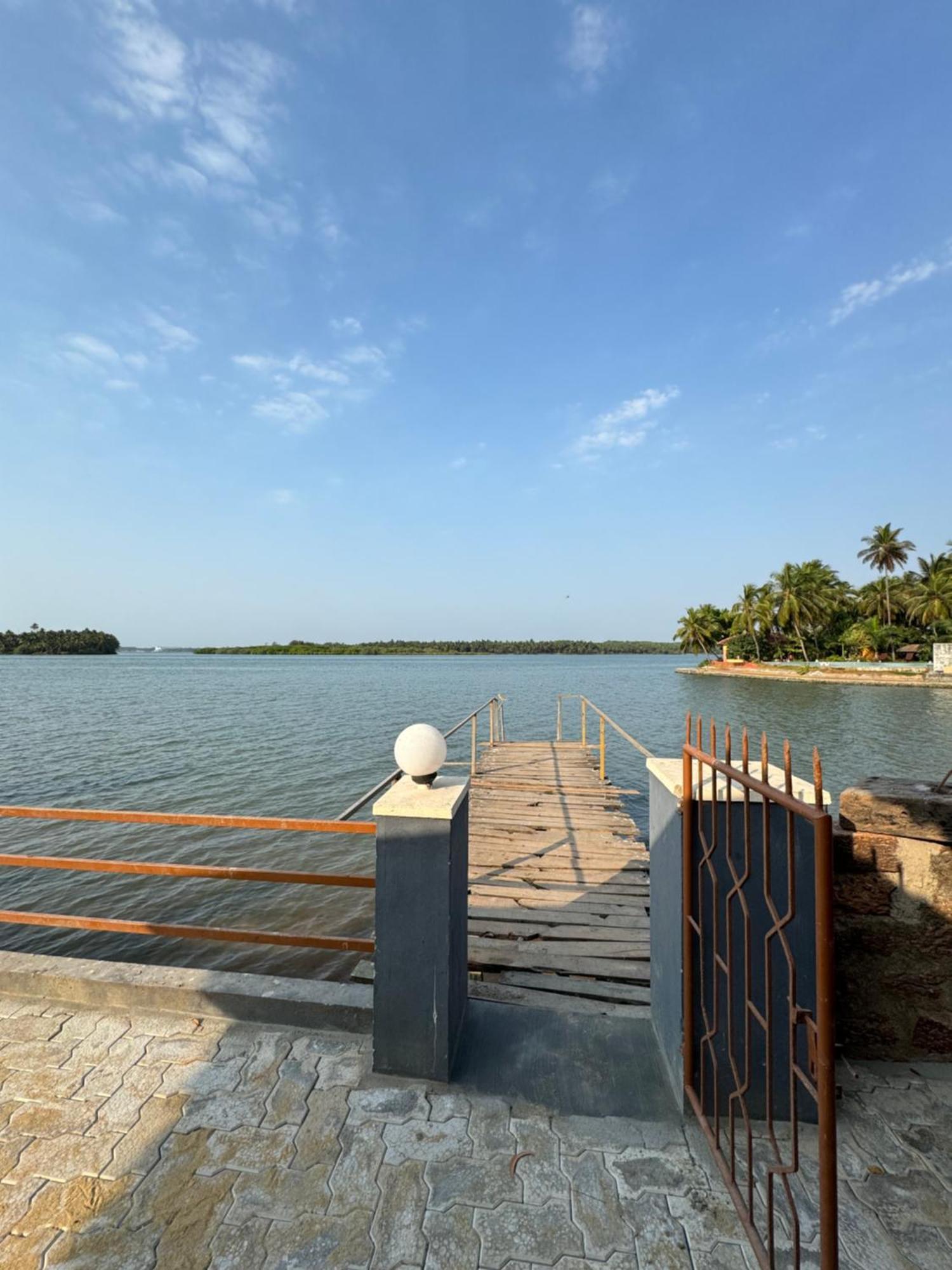 The Backwater Homestay Udupi Exteriör bild
