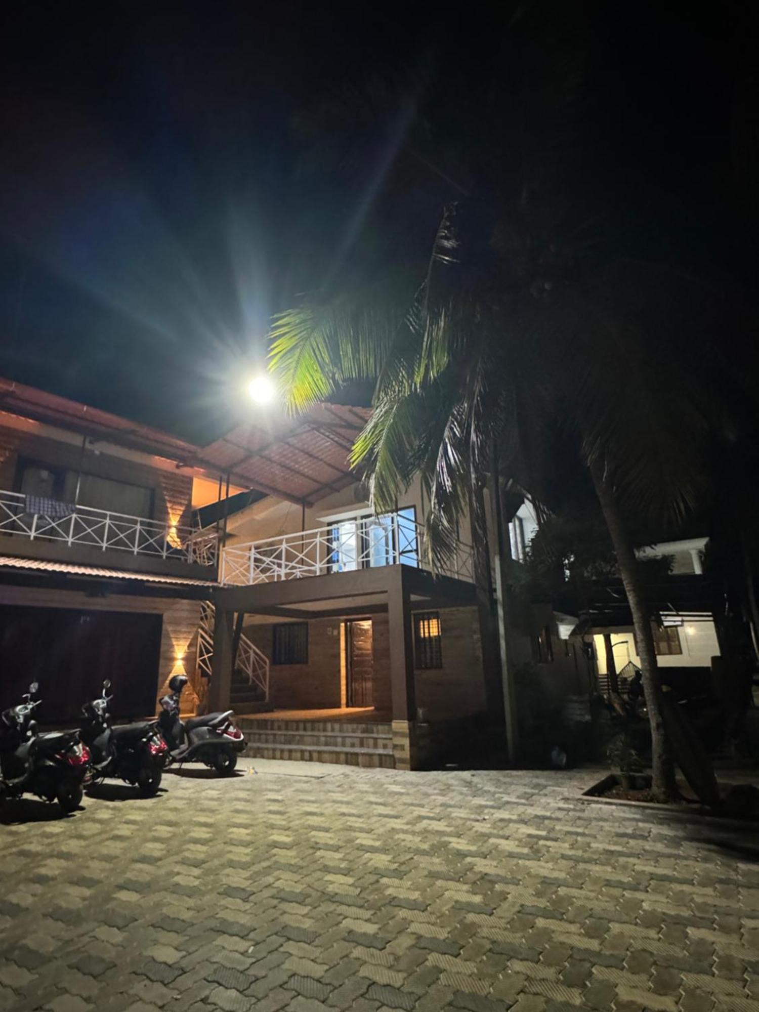 The Backwater Homestay Udupi Exteriör bild